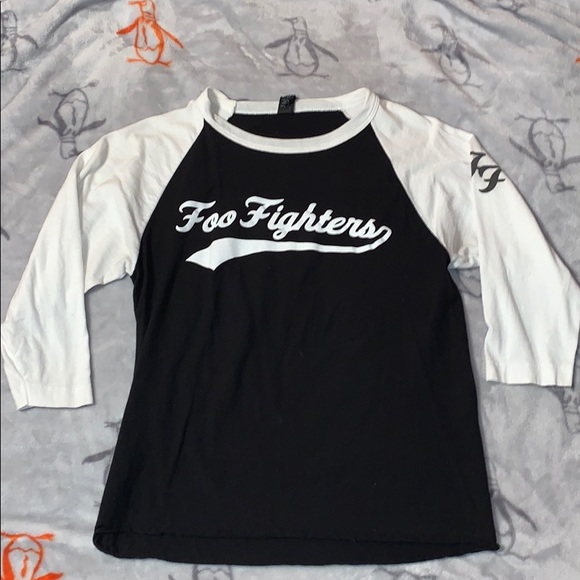 Hot Topic Tops - Foo Fighters tee